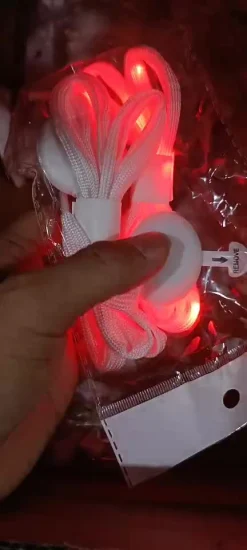 Weihnachtsgeschenk 120 cm Länge LED-Schnürsenkel aus Nylon Leuchtende Schnürsenkel für die Schuhdekoration Evert Lighting